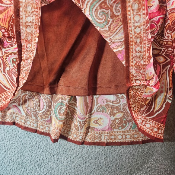 NWOT Flying Tomato Top Blouse Women Large Paisley Print w Inner Tank Maroon Tone - Picture 5 of 12